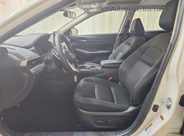1N4BL4DVXSN363687 2025 NISSAN ALTIMA Белый Вид салона спереди