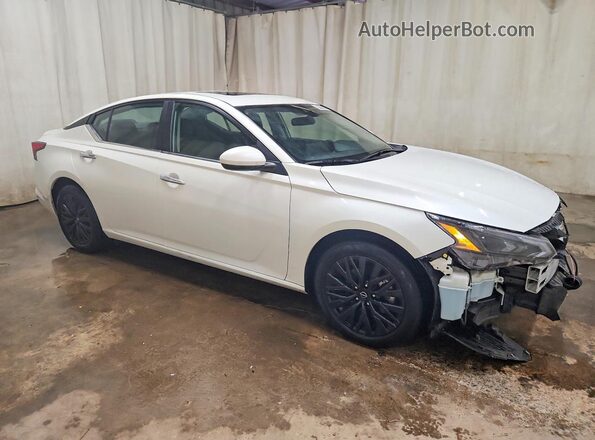 1N4BL4DVXSN363687 2025 NISSAN ALTIMA Белый Передняя правая четверть