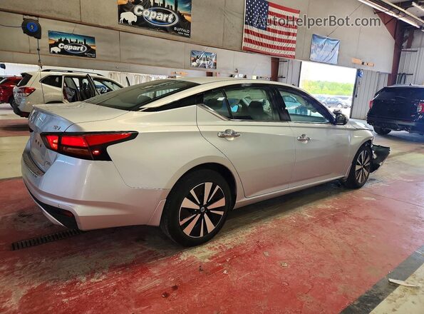 1N4BL4DW5KC153194 2019 NISSAN ALTIMA Silver Tył prawy
