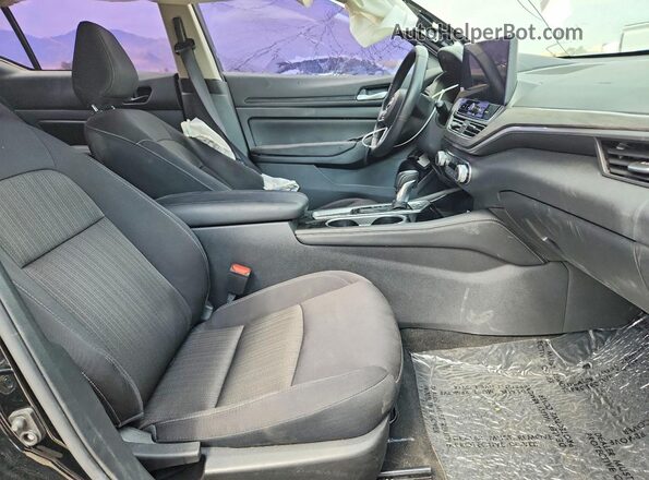 1N4BL4DW9RN388535 2024 NISSAN ALTIMA Black Front interior view