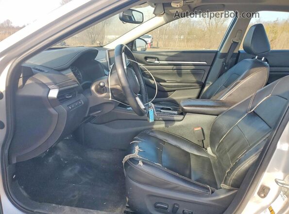1N4BL4EV3LC140886 2020 NISSAN ALTIMA Silver Front interior view