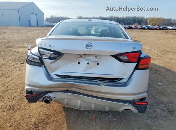1N4BL4EV3LC140886 2020 NISSAN ALTIMA Silver Rear view