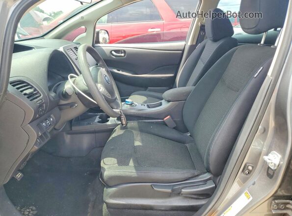 1N4BZ0CP5HC308451 2017 NISSAN LEAF Серый Вид салона спереди