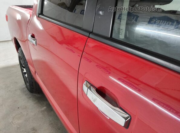 1N6AA1EC7MN529932 2021 NISSAN TITAN Red 