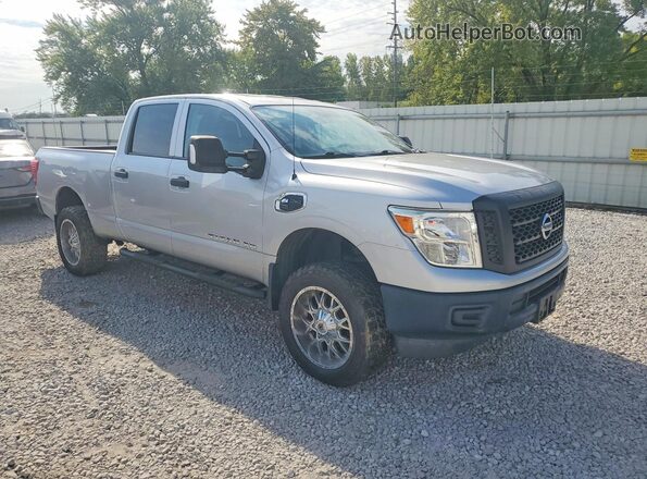 1N6BA1F32HN520211 2017 NISSAN TITAN Silver Передня права чверть