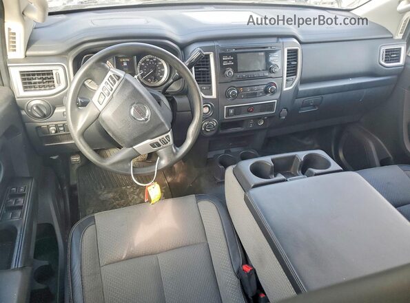 1N6BA1F32HN520211 2017 NISSAN TITAN Silver Вид панелі приладів