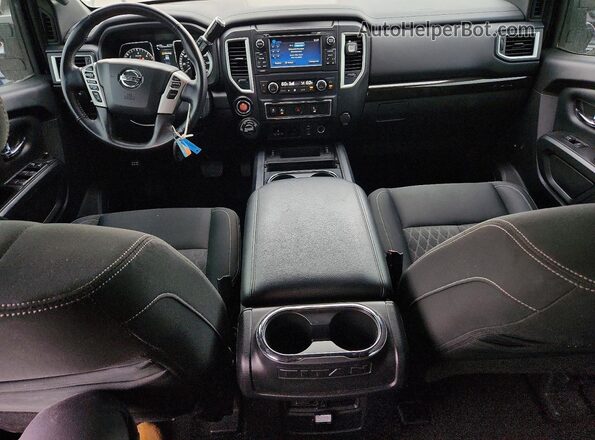 1N6BA1F44JN540233 2018 NISSAN TITAN White Вид панелі приладів