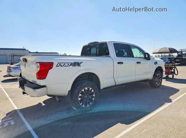 1N6BA1F47KN506563 2019 NISSAN TITAN White Задня права чверть