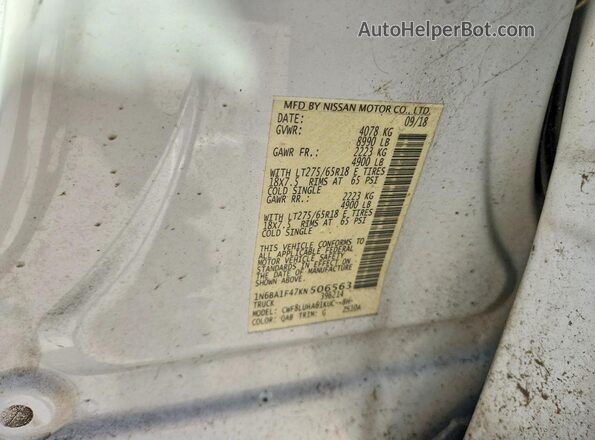 1N6BA1F47KN506563 2019 NISSAN TITAN White Вид підкапотного простору