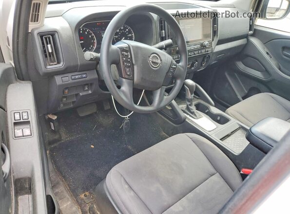 1N6ED1CL3SN617000 2025 NISSAN FRONTIER White Առջևի վահանակի տեսք