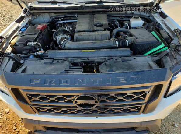 1N6ED1CL7PN661766 2023 NISSAN FRONTIER White Rear interior view