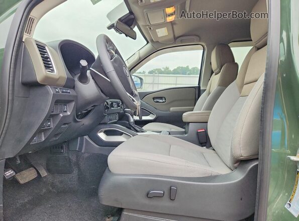 1N6ED1EK2NN611486 2022 NISSAN FRONTIER Зеленый Вид салона спереди