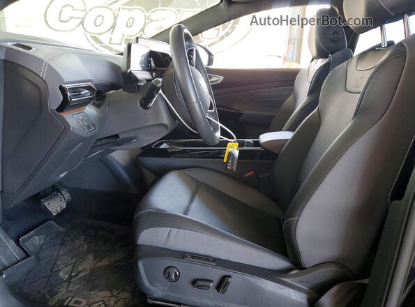1V25MPE85RC003701 2024 VOLKSWAGEN ID.4 Black Front interior view