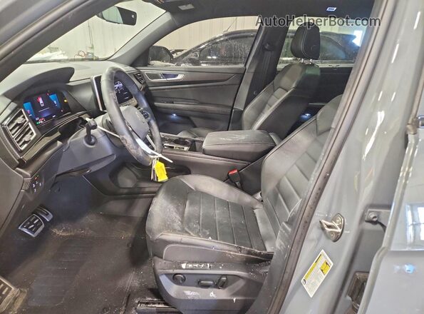 1V2AE2CA2RC248122 2024 VOLKSWAGEN ATLAS Gray Вид салону спереду