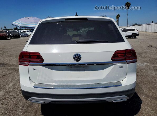 1V2CP2CAXJC592790 2018 VOLKSWAGEN ATLAS White Widok z tyłu
