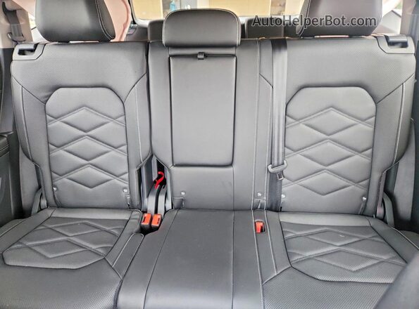 1V2DN2CA9TC560751 2026 VOLKSWAGEN ATLAS Black Rear seats view