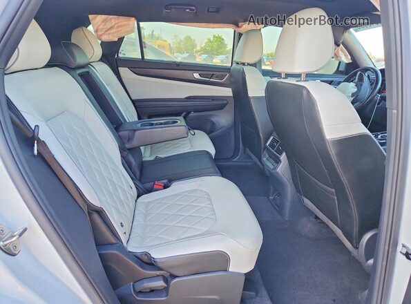 1V2FE2CA8RC217835 2024 VOLKSWAGEN ATLAS White Սալոնի հետևի տեսք