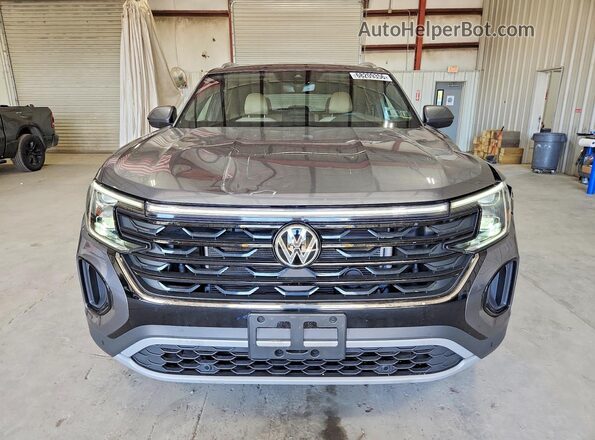 1V2HE2CA2RC214471 2024 VOLKSWAGEN ATLAS Gray Front view