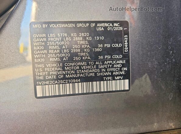 1V2HE2CA2SC210944 2025 VOLKSWAGEN ATLAS Gray Вид наклейки з VIN-кодом