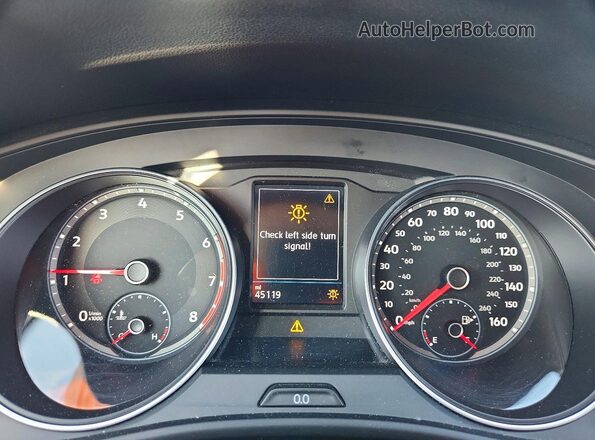 1V2HR2CA0JC512607 2018 VOLKSWAGEN ATLAS Gray ხელსაწყოთა პანელის ხედი