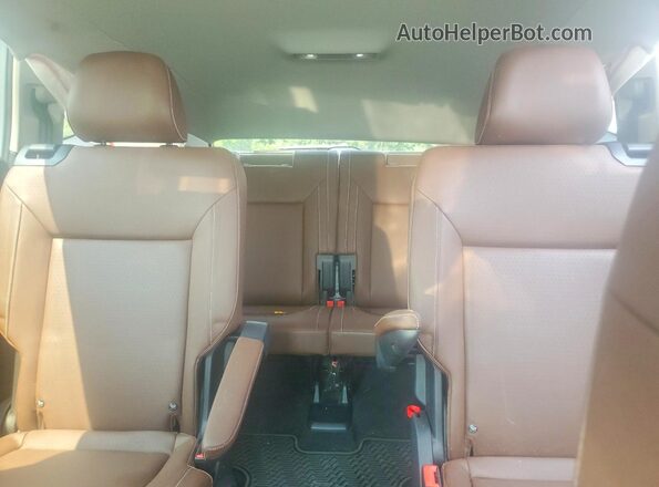 1V2HR2CA5MC508069 2021 VOLKSWAGEN ATLAS Белый Вид задних сидений