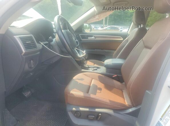1V2HR2CA5MC508069 2021 VOLKSWAGEN ATLAS Белый Вид салона спереди
