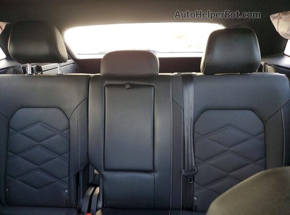 1V2JE2CA3RC245794 2024 VOLKSWAGEN ATLAS Gray Vista de los asientos traseros