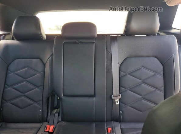 1V2JE2CA9RC239191 2024 VOLKSWAGEN ATLAS Silver Vista de los asientos traseros