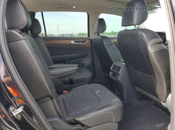 1V2JR2CA0RC553669 2024 VOLKSWAGEN ATLAS Black Widok wnętrza z tyłu
