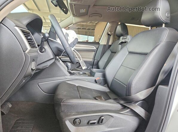 1V2JR2CA5PC554149 2023 VOLKSWAGEN ATLAS Белый Вид салона спереди