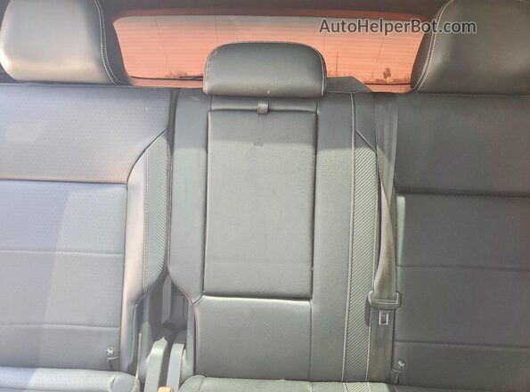 1V2KC2CA8MC220232 2021 VOLKSWAGEN ATLAS White Rear seats view