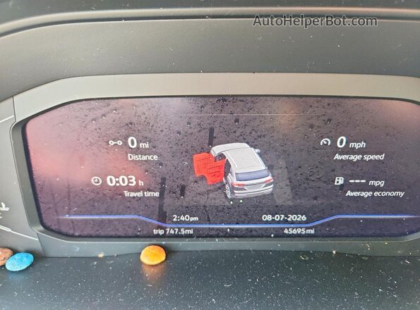 1V2KE2CA2PC215381 2023 VOLKSWAGEN ATLAS Red Вид щитка приладів