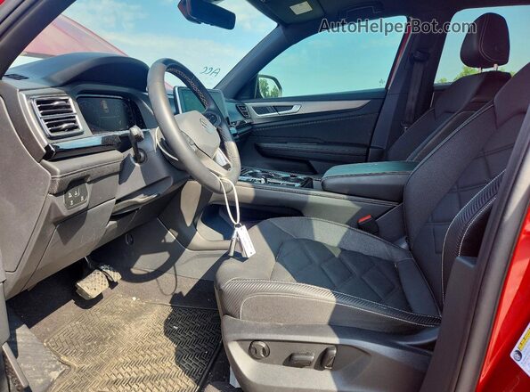 1V2KE2CA3RC219488 2024 VOLKSWAGEN ATLAS Red Front interior view