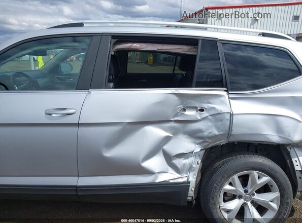 1V2KR2CA7JC575869 2018 VOLKSWAGEN ATLAS Silver Widok z przodu