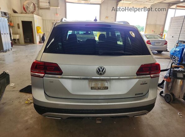 1V2LR2CA2JC573340 2018 VOLKSWAGEN ATLAS Серебряный Вид сзади