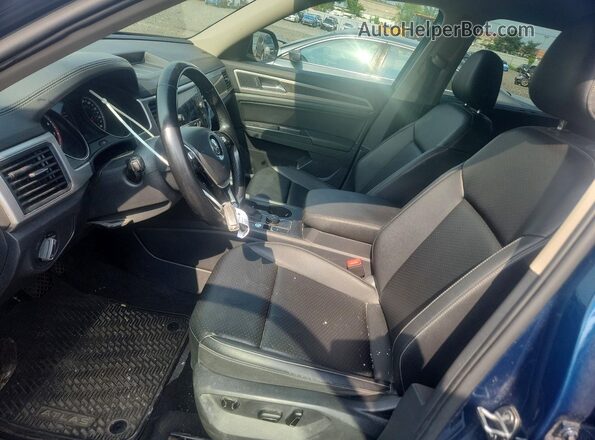 1V2LR2CA7JC595060 2018 VOLKSWAGEN ATLAS Blue Front interior view