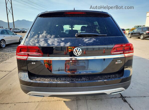 1V2LR2CA8JC514745 2018 VOLKSWAGEN ATLAS Black Widok z tyłu