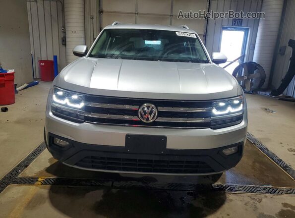 1V2LR2CA9JC507965 2018 VOLKSWAGEN ATLAS Silver Вид спереду