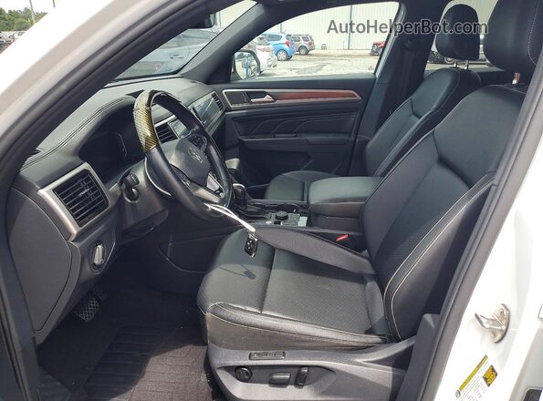 1V2MC2CA3LC207170 2020 VOLKSWAGEN ATLAS White Вид салону спереду