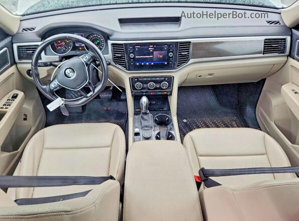 1V2MR2CA1JC566948 2018 VOLKSWAGEN ATLAS White Առջևի վահանակի տեսք