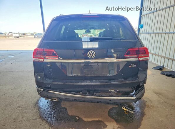 1V2NR2CA6JC545890 2018 VOLKSWAGEN ATLAS Black Вид ззаду