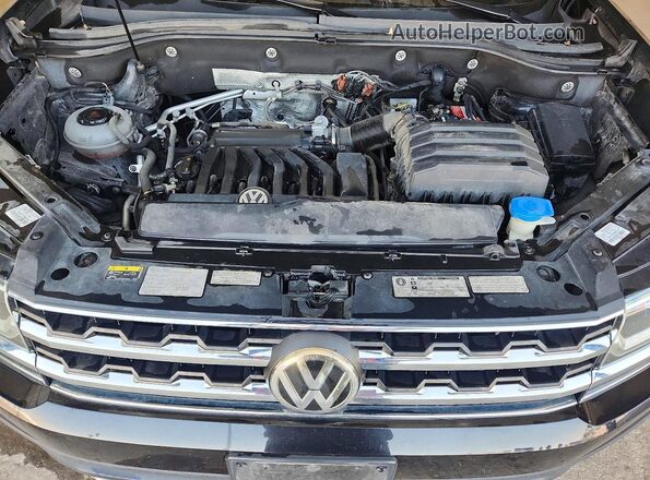 1V2NR2CA6JC545890 2018 VOLKSWAGEN ATLAS Black Вид підкапотного простору