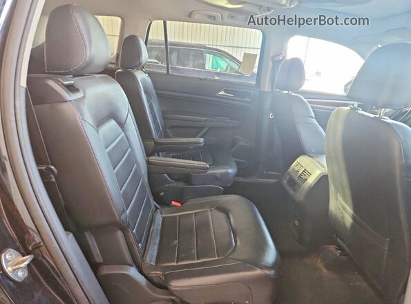 1V2NR2CA6JC545890 2018 VOLKSWAGEN ATLAS Black Вид задньої частини салону