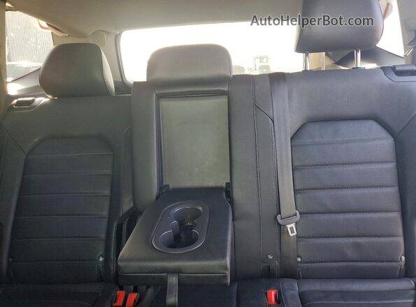 1V2NR2CA7JC546904 2018 VOLKSWAGEN ATLAS White Widok tylnych siedzeń