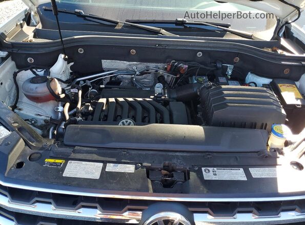 1V2NR2CA7JC560642 2018 VOLKSWAGEN ATLAS White Engine compartment view