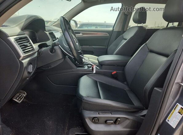 1V2RR2CA4KC590085 2019 VOLKSWAGEN ATLAS Серый Вид салона спереди