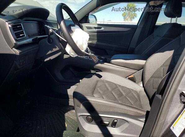 1V2WE2CA5SC222691 2025 VOLKSWAGEN ATLAS Charcoal Вид салону спереду