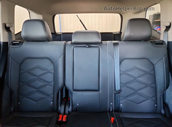 1V2WN2CA0TC524441 2026 VOLKSWAGEN ATLAS Black Vista de los asientos traseros