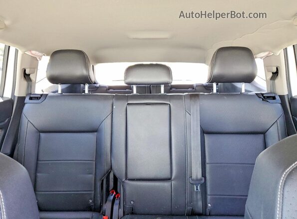 1V2WR2CA7MC546751 2021 VOLKSWAGEN ATLAS White Rear seats view