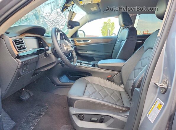 1V2WR2CA7SC503315 2025 VOLKSWAGEN ATLAS Silver Front interior view